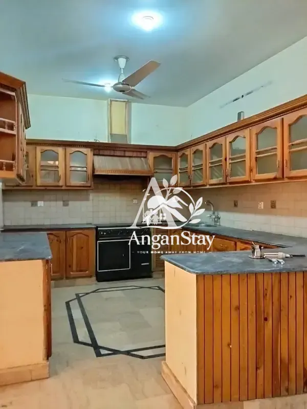 House for Rent in G-11 Islamabad | Spacious Home | Prime Location in G-11, Islamabad photo 2