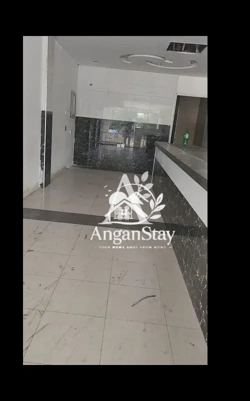 F-10 Markaz Islamabad Prime Location Ground floor 600 Sq Feet Shop For Rent in F-10, Islamabad photo 3