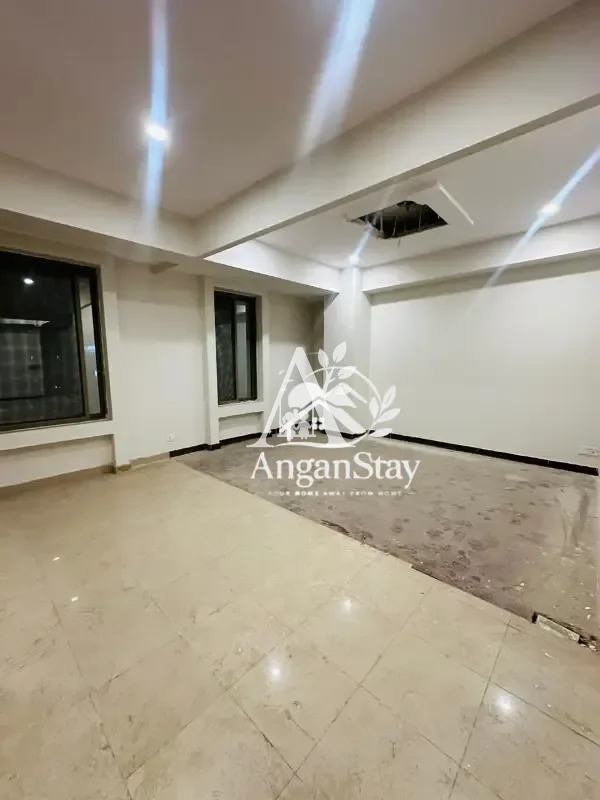 1700 Sq Ft Hall for Rent in G-11 Markaz Islamabad | Prime Location | Commercial Space | Office Setup | Main Markaz in G-11, Islamabad photo 5