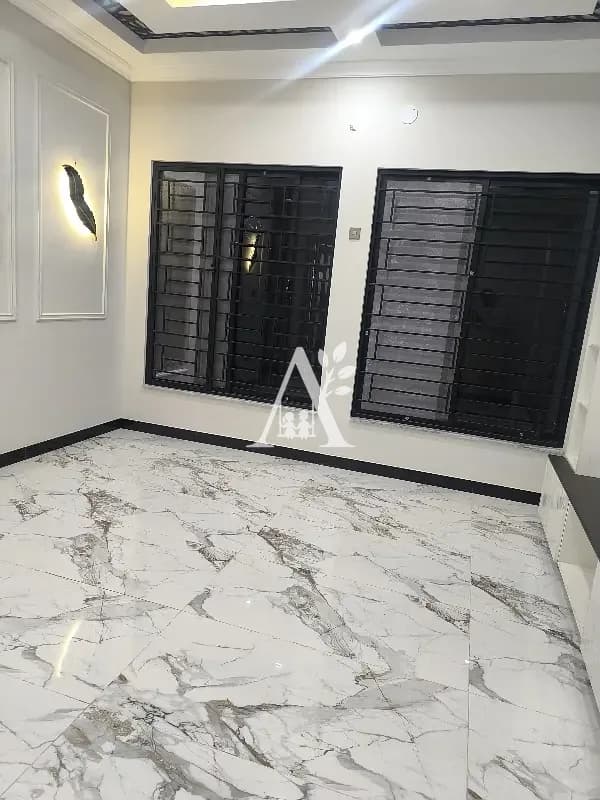 Ground+Basement House for Rent in G-10 Islamabad | Double Unit Setup | Spacious Living in G-10, Islamabad photo 4