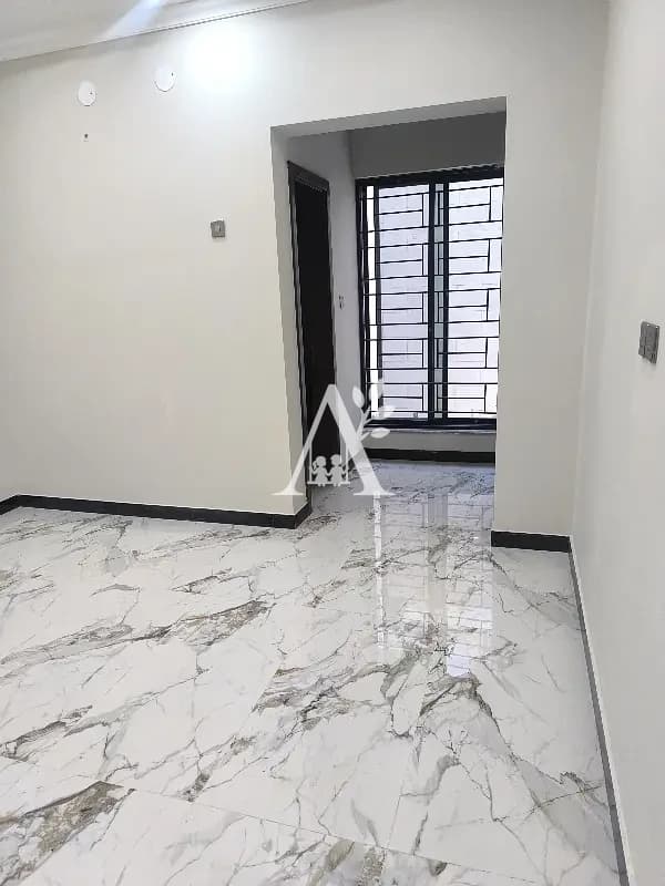 Ground+Basement House for Rent in G-10 Islamabad | Double Unit Setup | Spacious Living in G-10, Islamabad photo 5