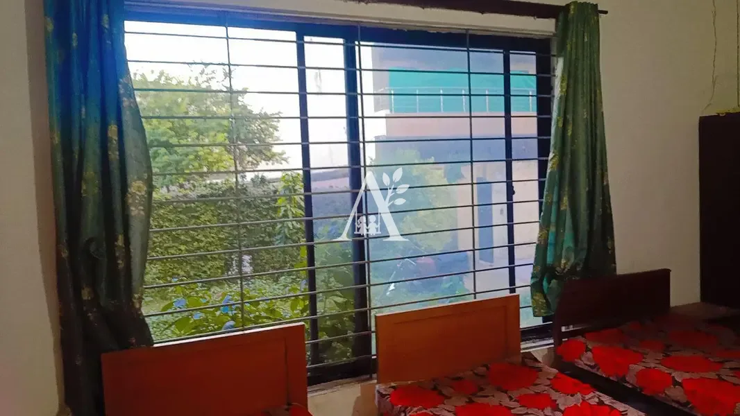 Boys Hostel for Rent in E-11 Islamabad | Crown Hostel in E-11, Islamabad photo 2