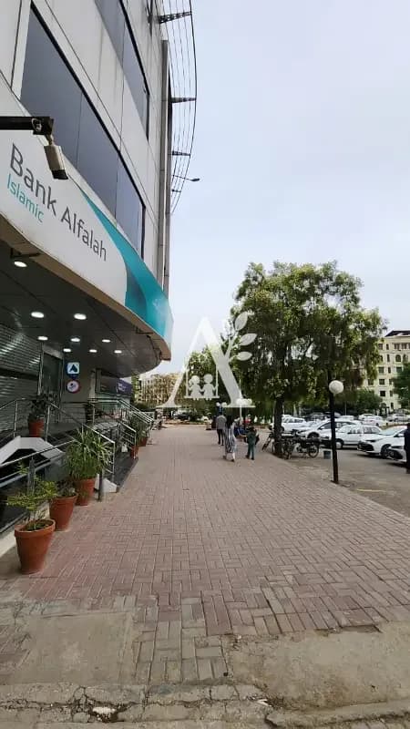 1000 Sq Ft Commercial Shop for Rent in F-11 Markaz Islamabad | Prime Location | Main Markaz | Best for Business in F-11, Islamabad