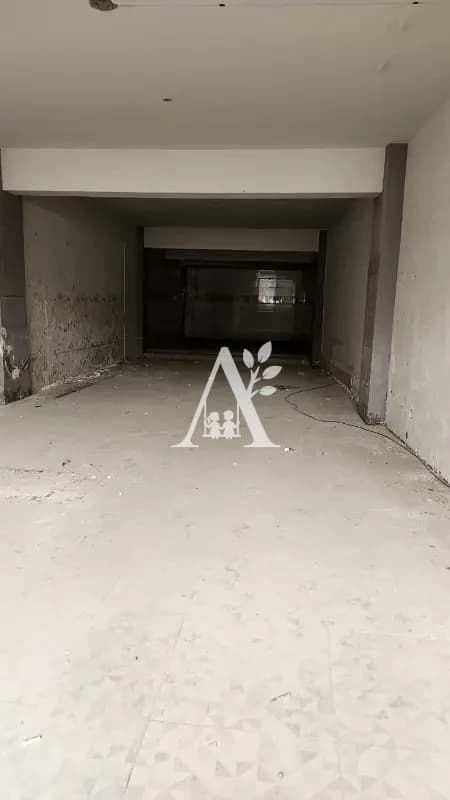 1000 Sq Ft Commercial Shop for Rent in F-11 Markaz Islamabad | Prime Location | Main Markaz | Best for Business in F-11, Islamabad photo 2