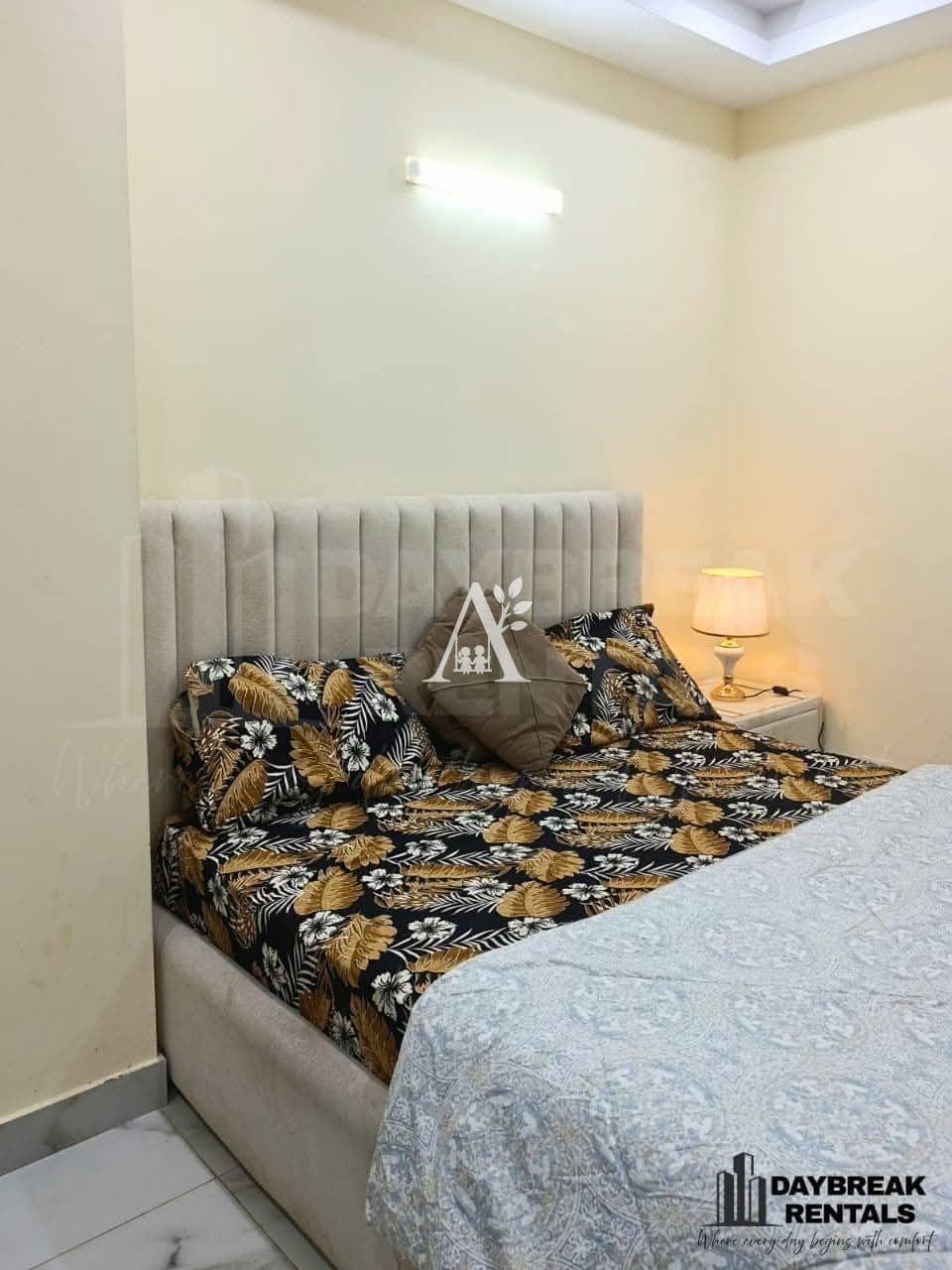 One bed Apartment for rent E-11 in E-11/2, Islamabad photo 2