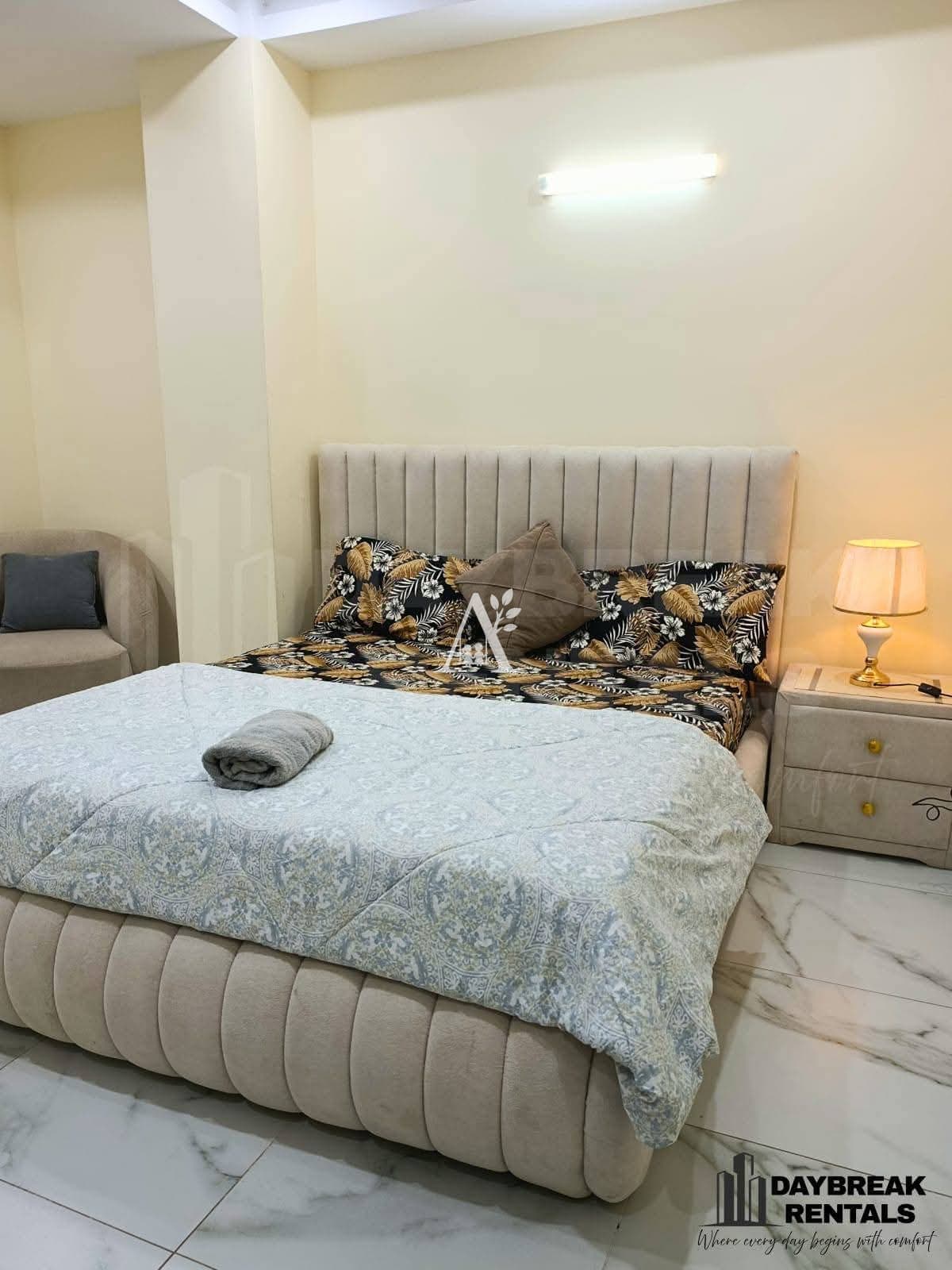 One bed Apartment for rent E-11 in E-11/2, Islamabad photo 3