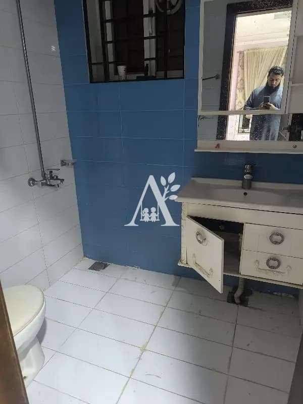 House for Rent in G-10 Islamabad | TV Lounge Kitchen | Comfortable Living in G-10, Islamabad photo 3
