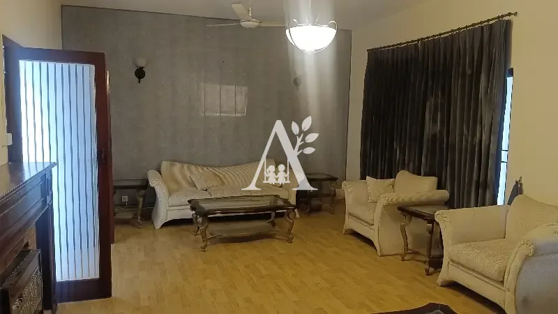 5 Bed Furnished Apartment for F7/2 | Luxury Living | Fully Serviced in F-7/2, Islamabad photo 4