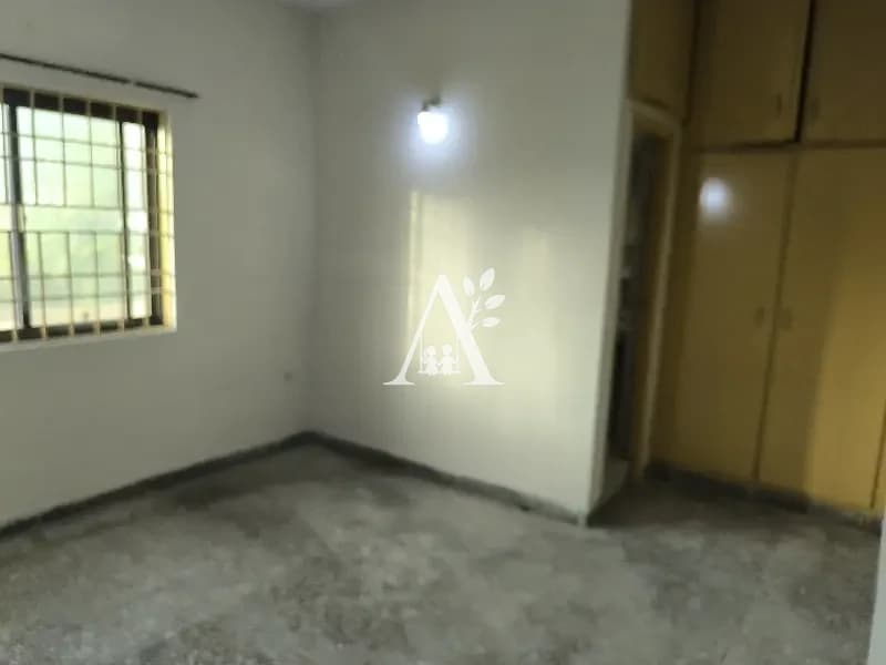 House for Rent in G-10 Islamabad | DD TV Lounge Kitchen | Spacious Family Living in G-10, Islamabad photo 4