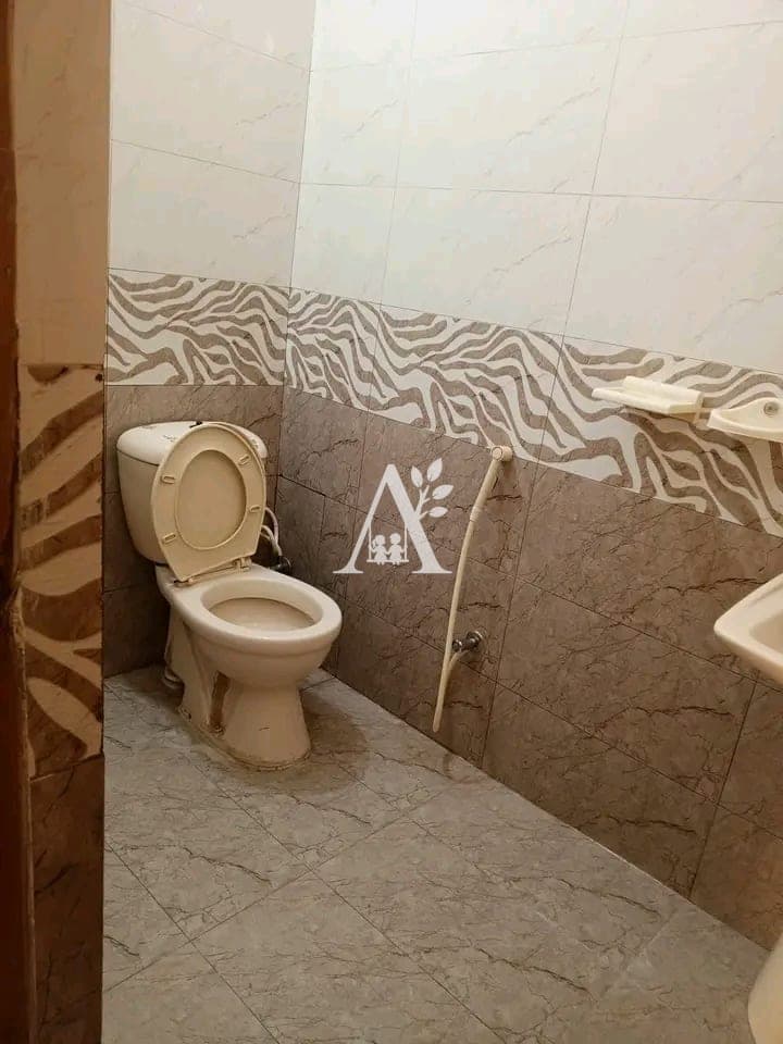 Ground Portion For Rent G-9 in G-9, Islamabad photo 2