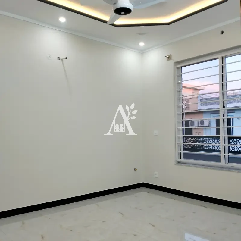 Double Story House for Rent in G-14/4 Islamabad | 4 Bedroom | Prime Location in G-14/4, Islamabad photo 3