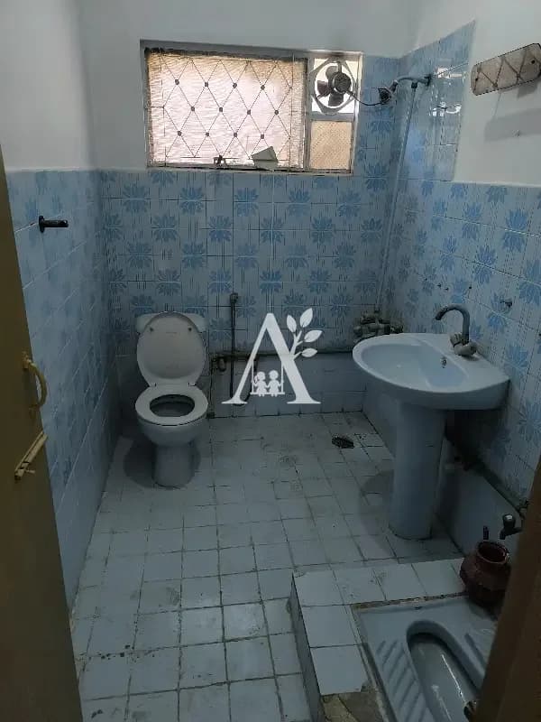 2 Bedroom Upper Portion for Rent in G-10 Islamabad | Drawing Dining TV Lounge Kitchen | Comfortable Living in G-10, Islamabad photo 5