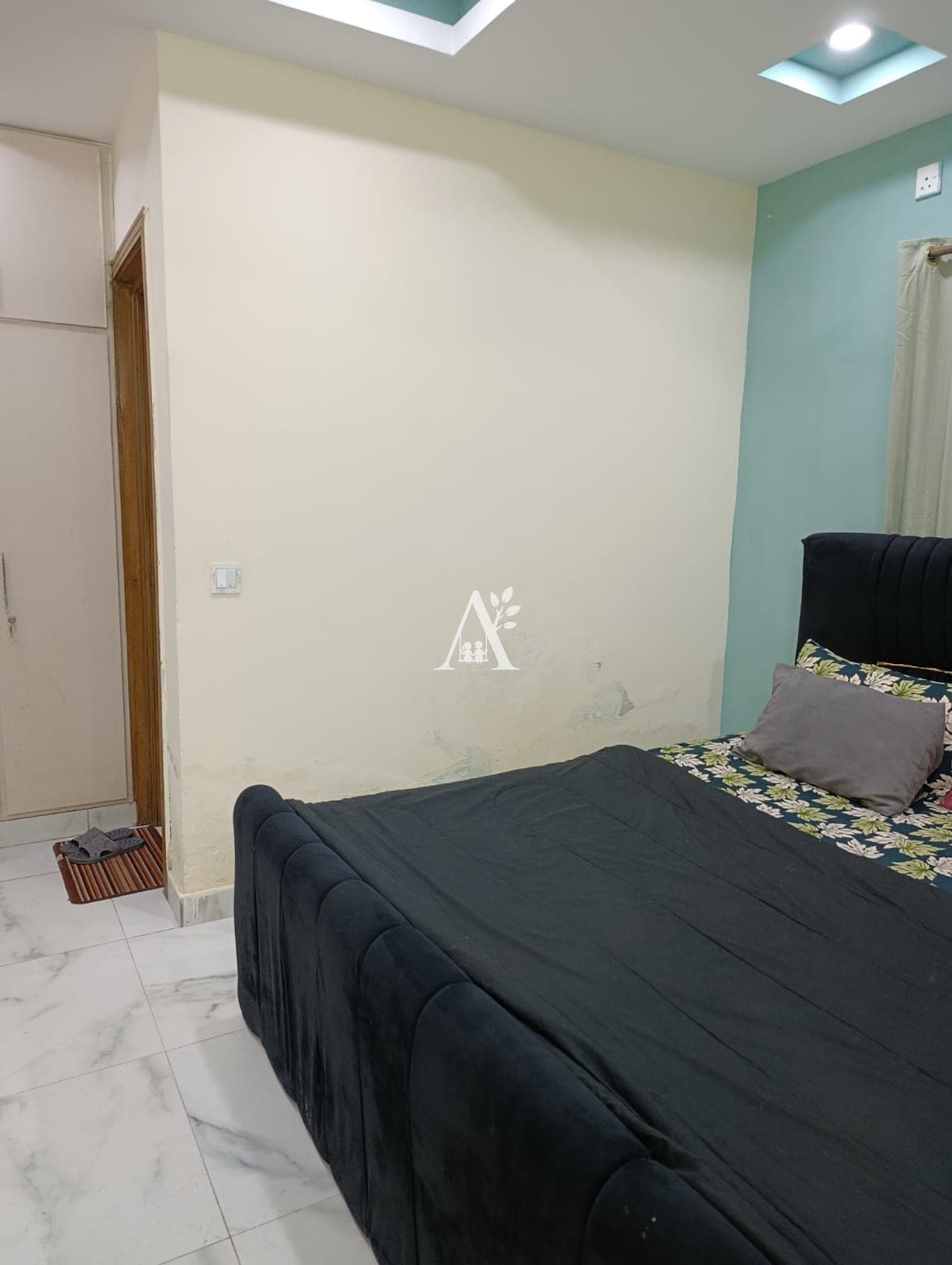 One bed Apartment for rent E-11/2 in E-11/1, Islamabad photo 2