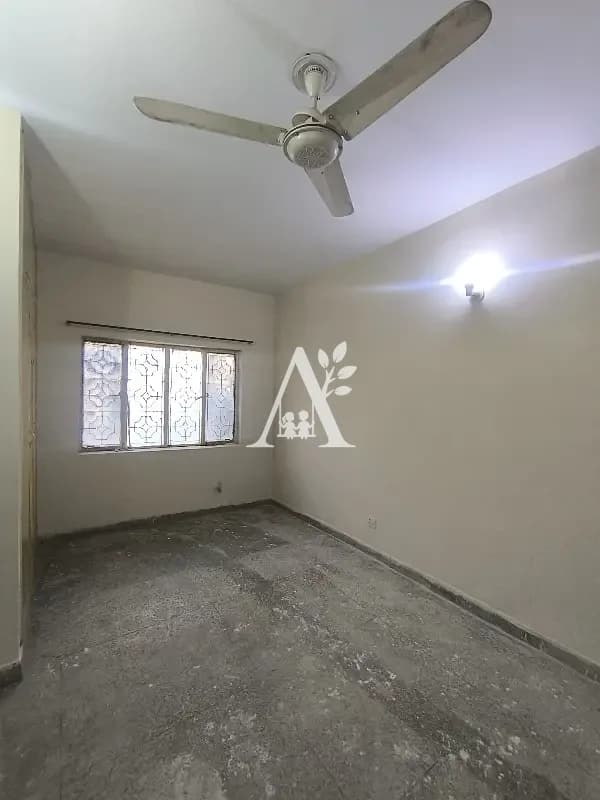 House for Rent in G-10 Islamabad | DD TV Lounge Kitchen | Ideal for Families & Professionals in G-10, Islamabad photo 2
