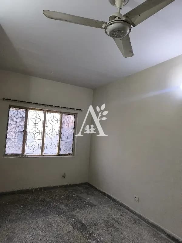 House for Rent in G-10 Islamabad | DD TV Lounge Kitchen | Ideal for Families & Professionals in G-10, Islamabad photo 3