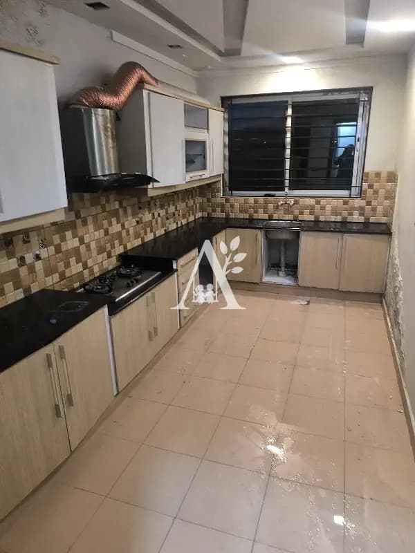 House for Rent in G-10 Islamabad | DD TV Lounge Kitchen | Ideal for Families in G-10, Islamabad