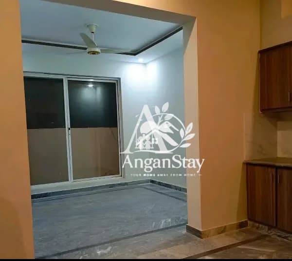 Ground Floor for Rent G-13 Islamabad | 10 Marla | Independent Entrance | Prime Location in G-13, Islamabad photo 5