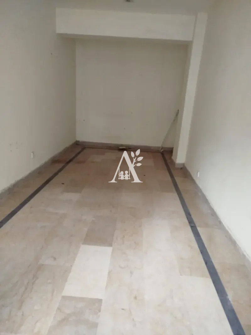Commercial Basement for Rent G-13 Markaz | Heavy Footfall Area | Near Main Road in G-13, Islamabad photo 2