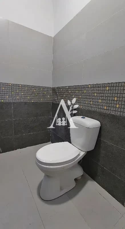 Floor Rent in Islamabad | Prime Location | Best Rent Offer | Ideal for Offices, Brands & Business Setup in F-10, Islamabad photo 4