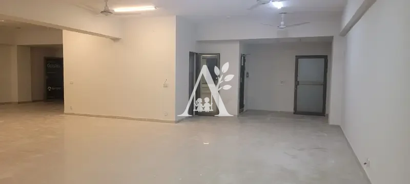 Open Space Commercial Office Available for Rent in G-11 Markaz Islamabad in G-11, Islamabad photo 4