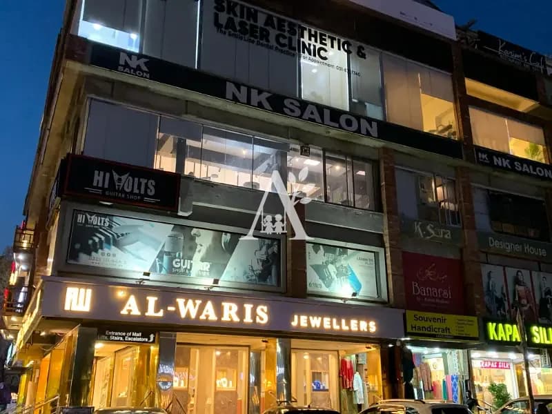 Prime Commercial Shops for Brands & Business in G-11 Markaz Islamabad | Ground Floor | High Footfall | Main Markaz Location | Ideal for Retail & Franchise in F-7, Islamabad photo 3