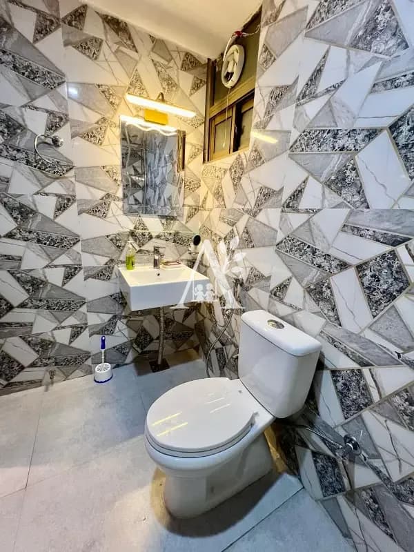 Luxury 1 Bed Fully Furnished Apartment Available for Rent in F-11 Islamabad in F-11, Islamabad photo 2