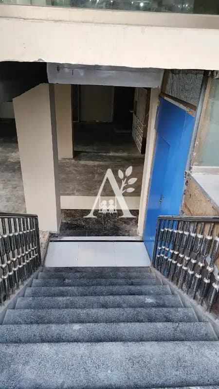 Commercial Hall for Rent in E-11 Markaz Islamabad | Prime Location | Main Markaz | Ideal for Office, Clinic & Call Center in E-11, Islamabad photo 3