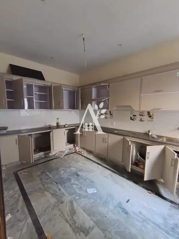 Luxury Upper Floor for Rent in G-12 Islamabad | Attached Washrooms | Marble Flooring | Prime Location in G-12, Islamabad photo 2