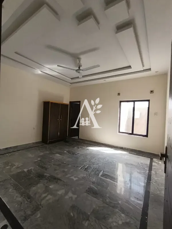 Luxury Upper Floor for Rent in G-12 Islamabad | Attached Washrooms | Marble Flooring | Prime Location in G-12, Islamabad photo 4