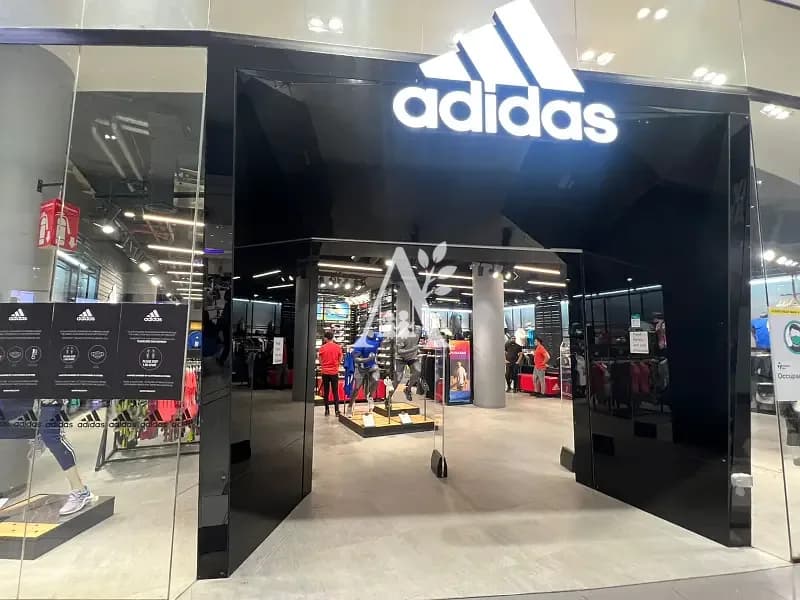 Shop Available for Rent in Blue Area Islamabad in F-6, Islamabad photo 5