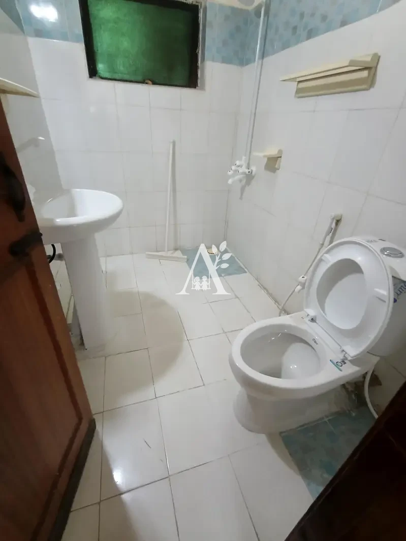 Spacious 3 Bedroom Upper Floor for Rent G-10/2 Islamabad | Independent Entrance | Near Markaz in G-10, Islamabad photo 4