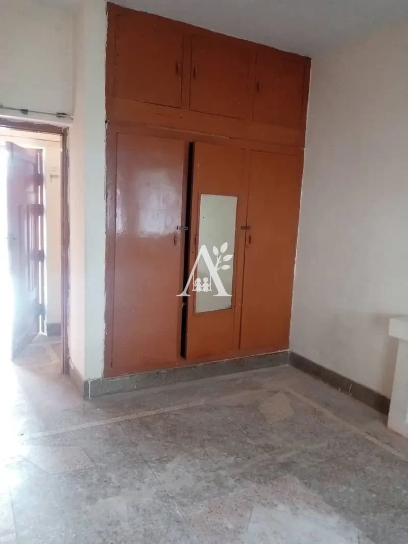 Luxury Ground Floor Available for Rent G-10/1 Islamabad | Near Markaz & Courts | Separate Entrance in G-10, Islamabad photo 2