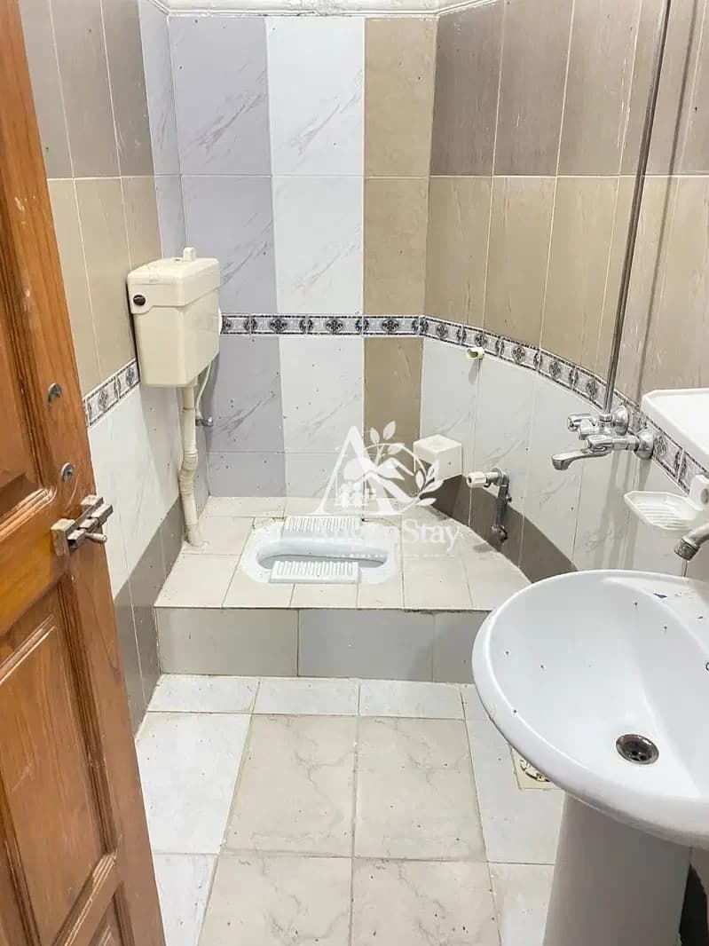 Commercial Basement for Rent G-13 Islamabad | Huge Open Space | Near Srinagar Highway in G-13, Islamabad photo 4