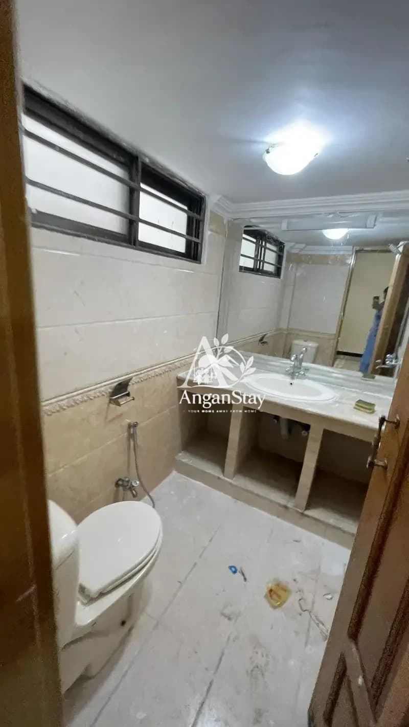 Lower Floor for Rent G-13 Islamabad | Massive Layout | Prime Location Near Markaz in G-13, Islamabad photo 3