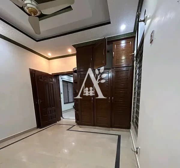 Luxury Full House for Rent in G-13 Islamabad | Ideal for Family | Independent Executive Living in G-13, Islamabad photo 3