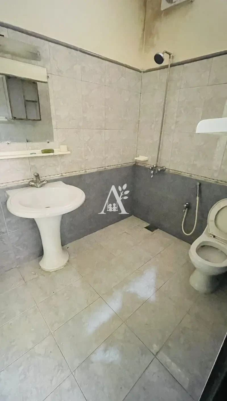 Beautiful Upper Floor for Rent G-11/3 Islamabad | Executive Lifestyle | Prime Markaz Location in G-11, Islamabad photo 5