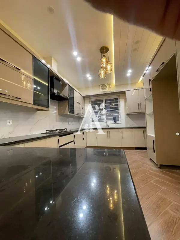 Luxury Upper Portion for Rent in Multi Gardens E-11/3 Islamabad | Ideal for Family in E-11/2, Islamabad photo 3