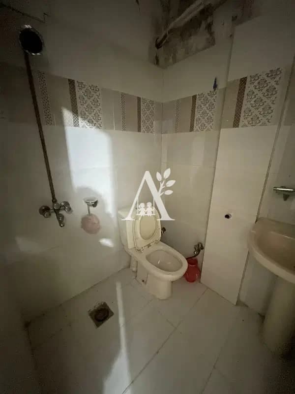 Stunning Business Suite for Rent G-8 Markaz | High-End Corporate Layout | Ideal for in G-13, Islamabad photo 5