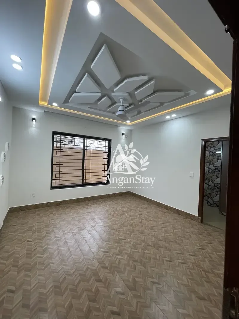 Luxury Ground Portion for Rent in G-13 Islamabad | Elite Executive Residency | Separate Entrance in G-13, Islamabad