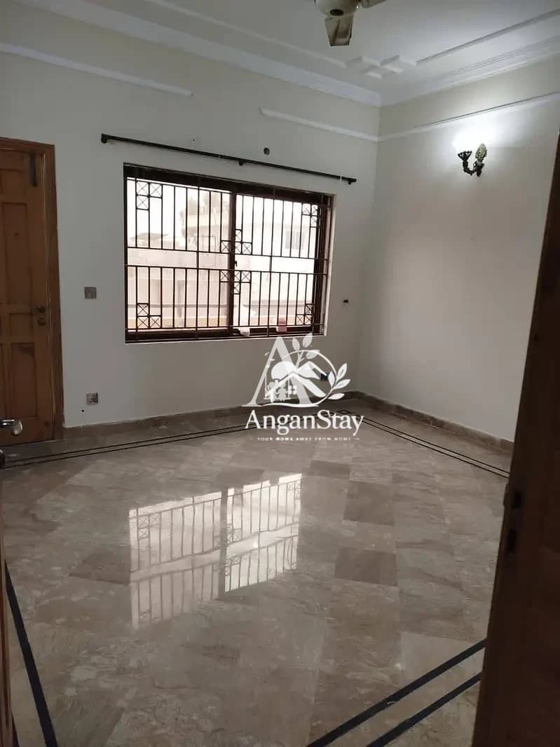 Luxury Upper Portion for Rent in G-13 Islamabad | Ideal for Family | Private Entrance in G-13, Islamabad photo 3