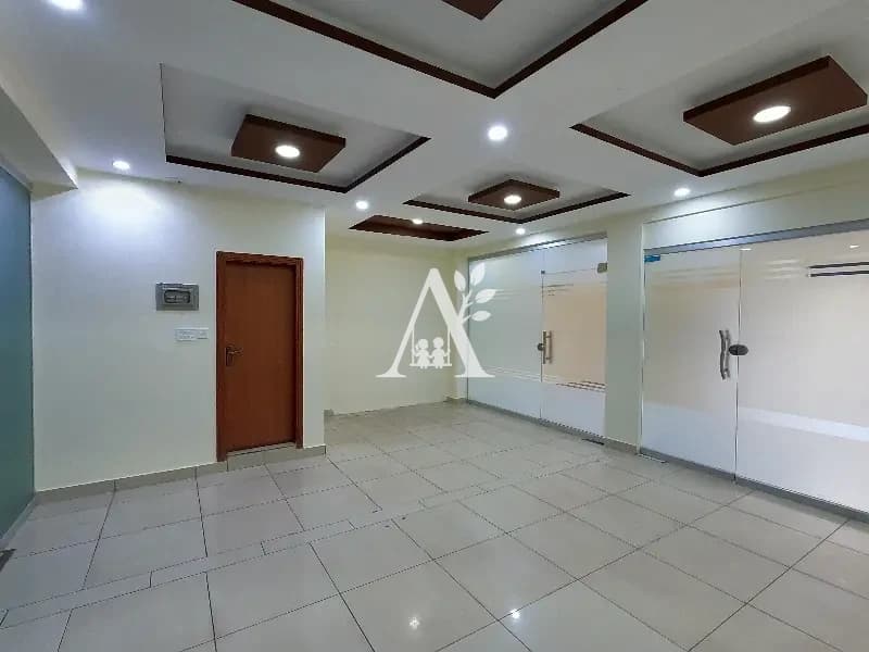 Luxury Commercial Space for Rent G-11 Markaz | Ideal for IT Firms | Modern Design in G-11 Markaz, Islamabad photo 3